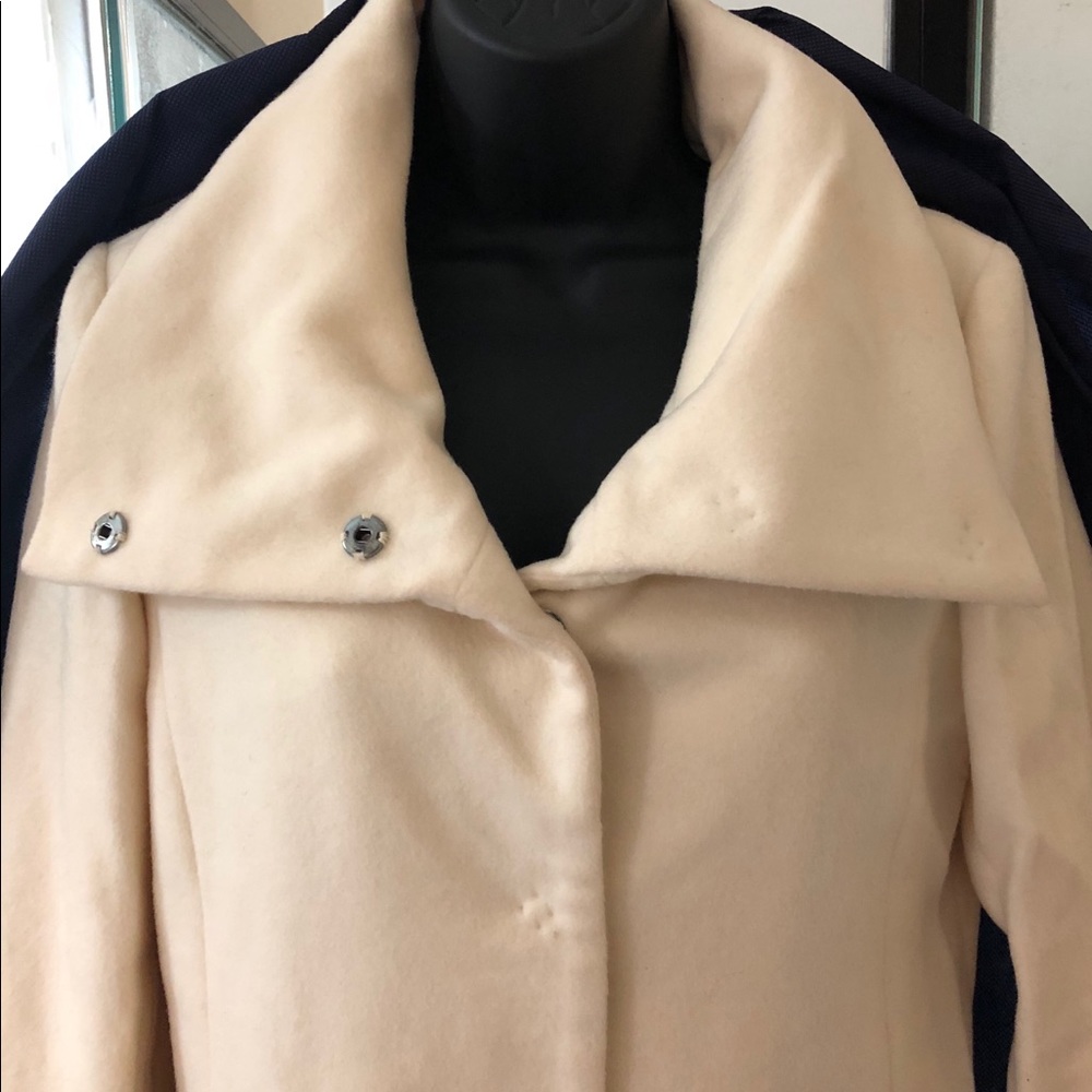Gap cream winter coat (New)
